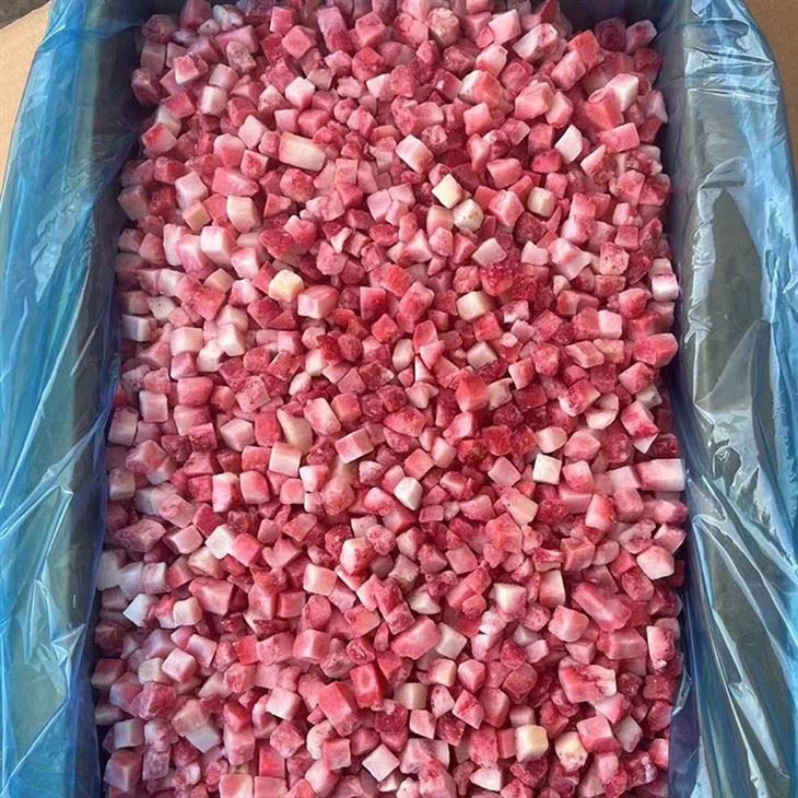 frozen strawberries cube